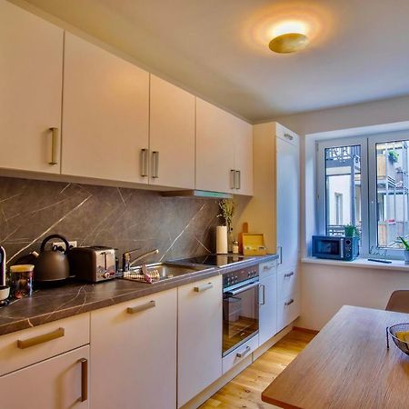 4-Room Luxury Apartment - Close To Central Station, Free Parking, Kitchen Leipzig Exterior foto